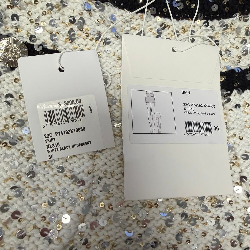 NWT Chanel 2023 Sequin Knit Mini Skirt White Black Silver Gold Womens 36 / US 4 - Picture 10 of 13